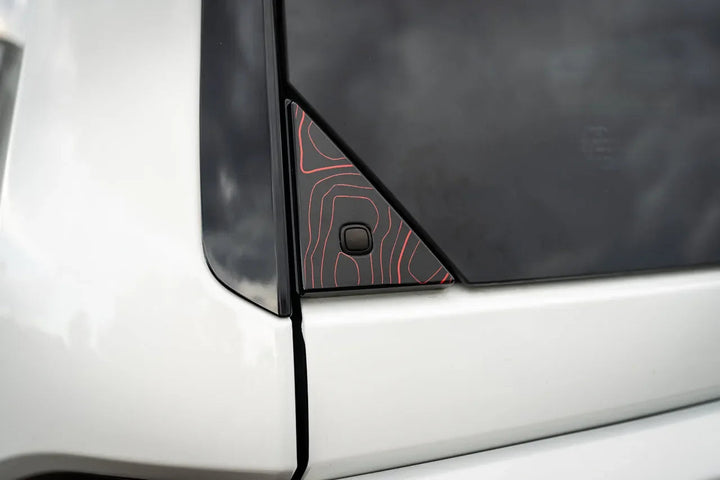 Topo Rear Glass Button Trim Overlay - 2024+ Land Cruiser / GX 550