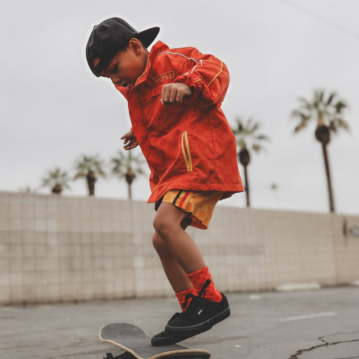 RETRO-WAVE HYBRID BOARD SHORT - YELLOW